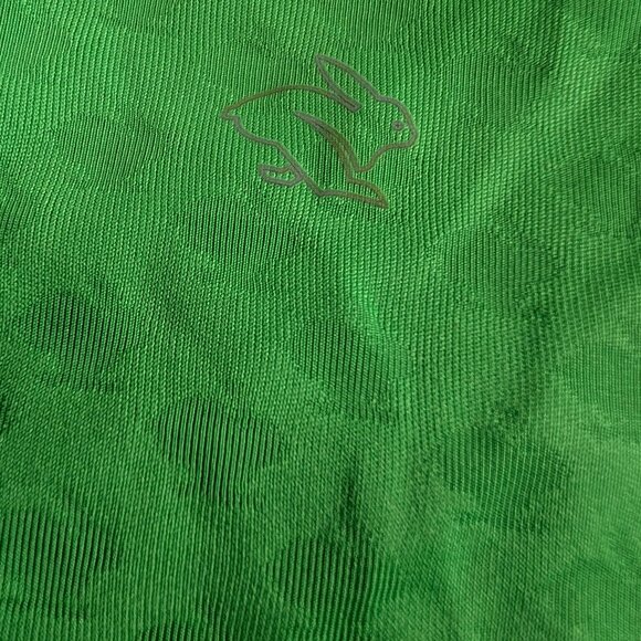 LN Run in Rabbit Crop Hop Tank Top Women's Medium Rabbit Classic Green Gray EUC - Picture 6 of 6